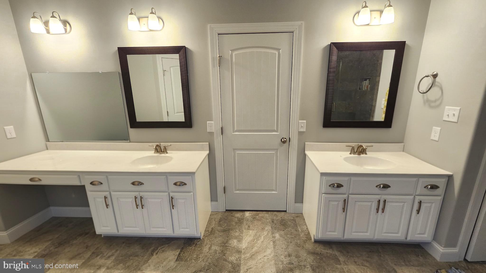 GRAND POINT CROSSING - Residential