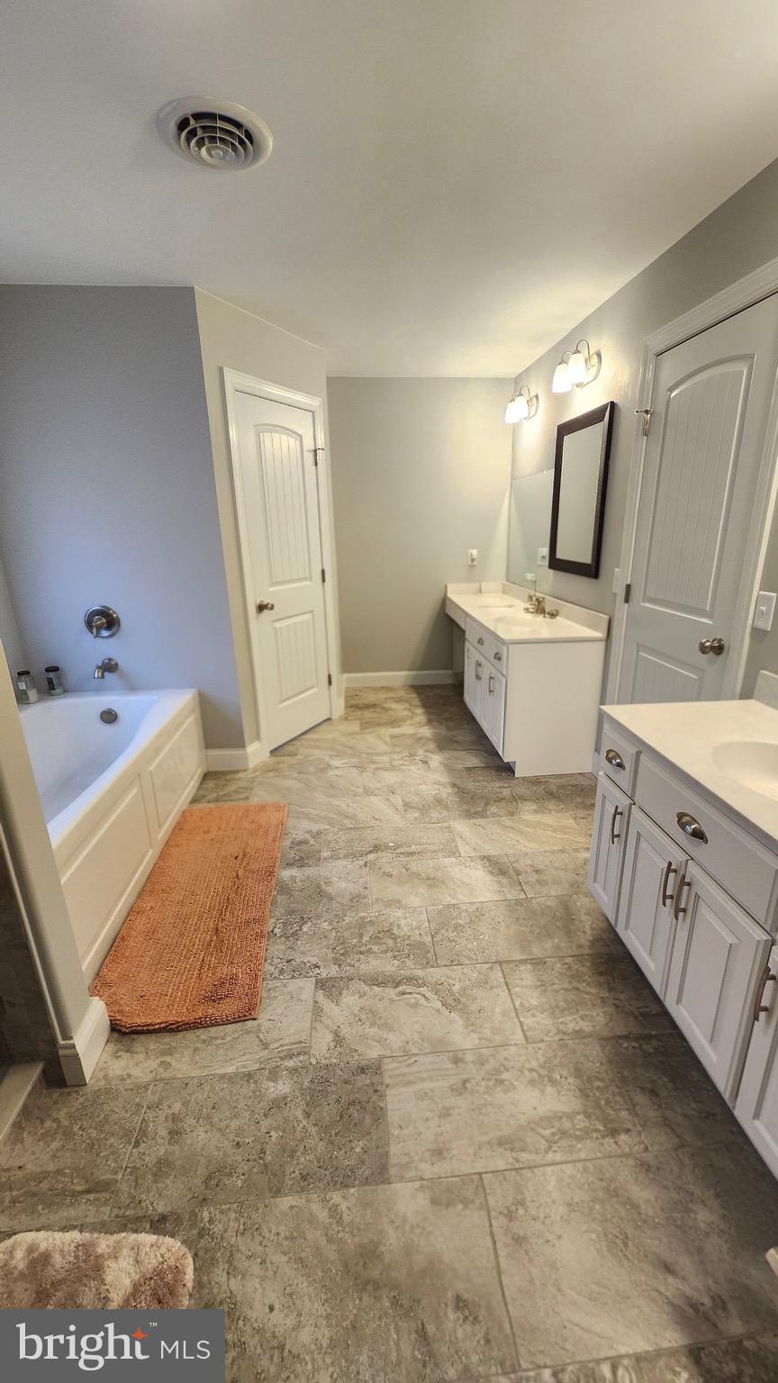 GRAND POINT CROSSING - Residential