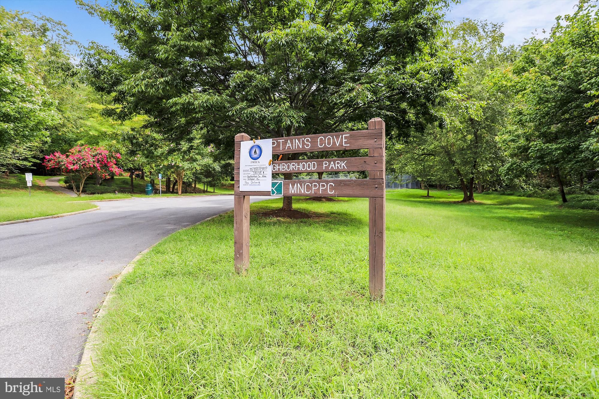 LANHAM VILLAGE - Residential