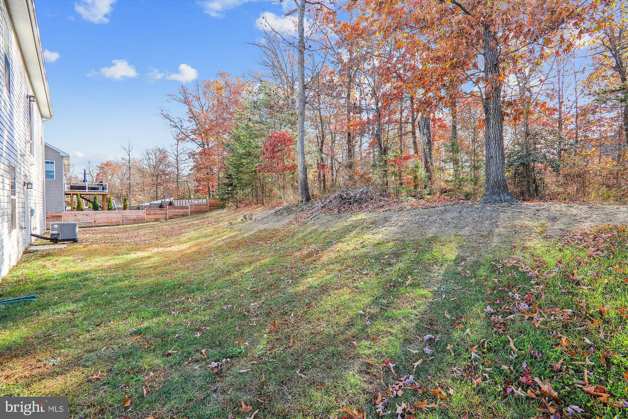 LANHAM VILLAGE - Residential