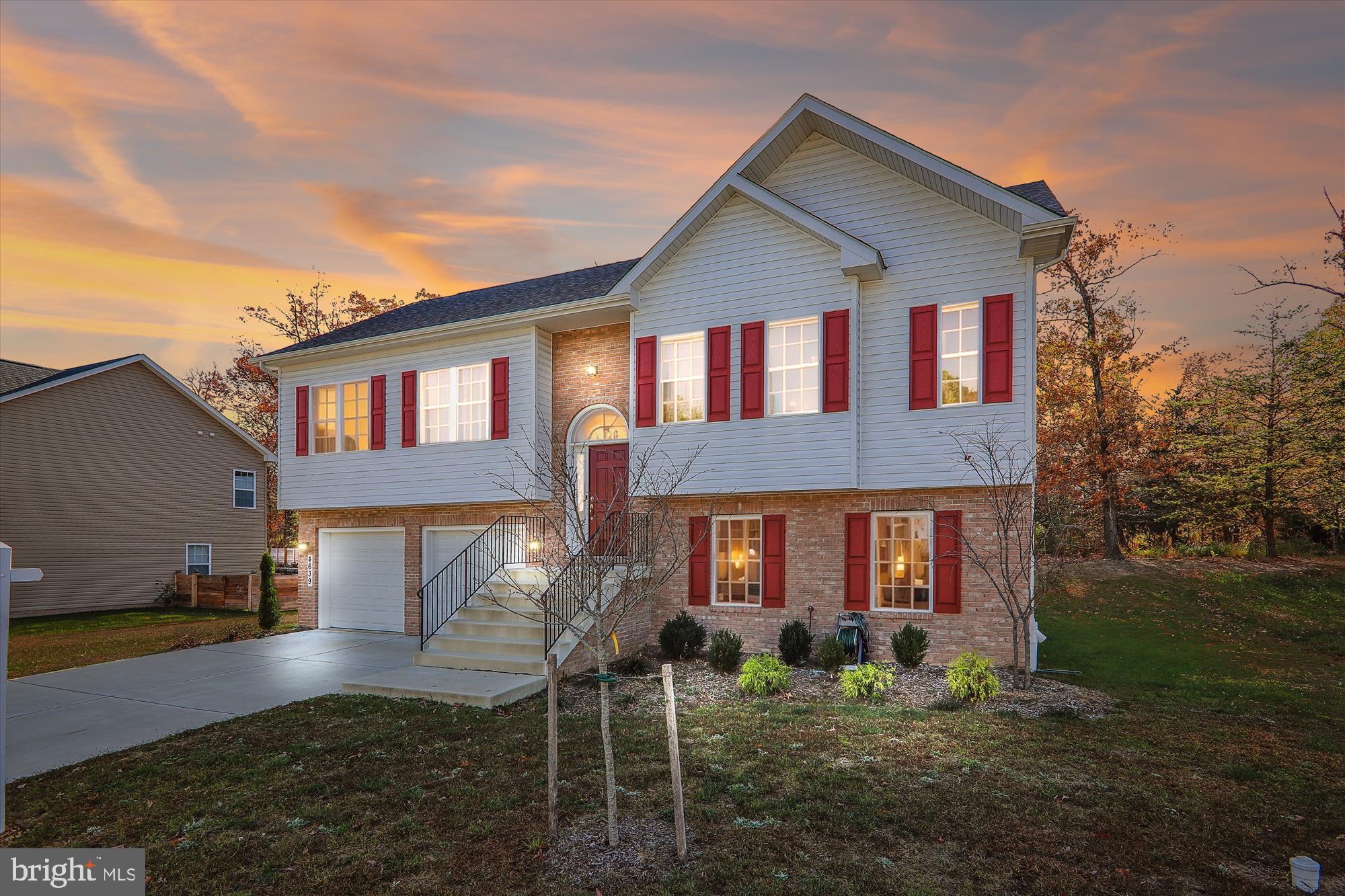 LANHAM VILLAGE - Residential