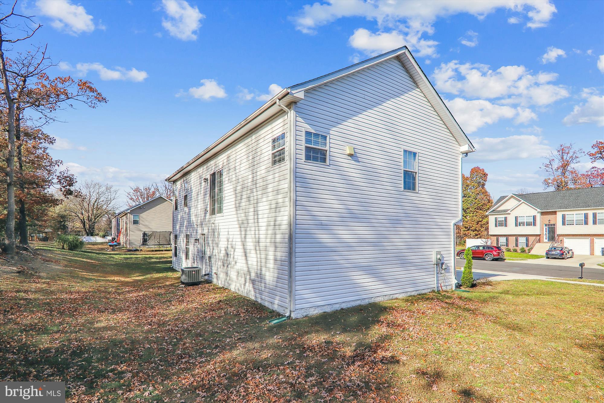 LANHAM VILLAGE - Residential