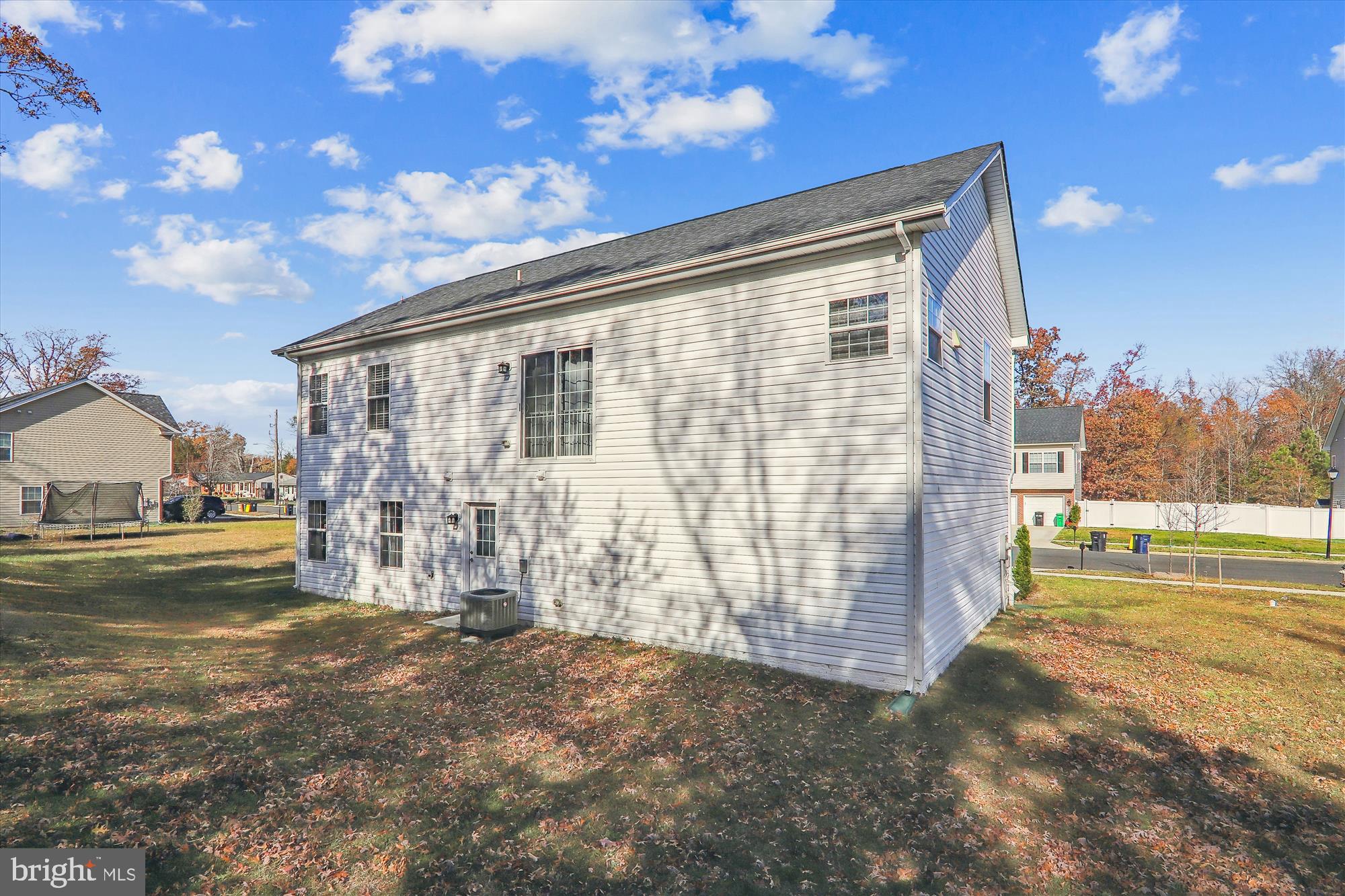 LANHAM VILLAGE - Residential