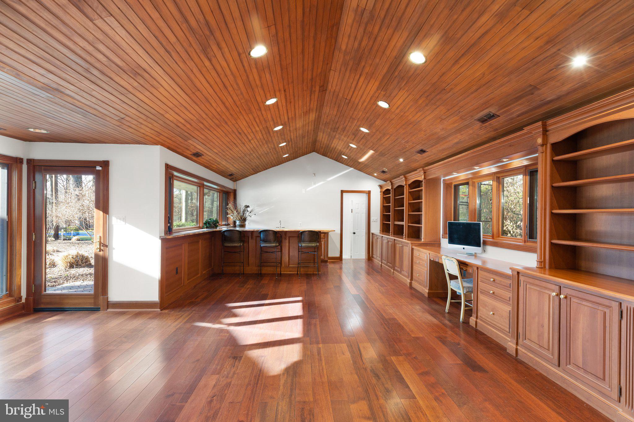 VELVET VALLEY - Residential