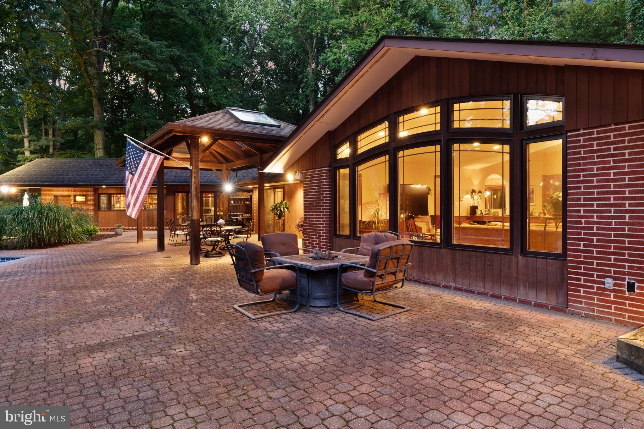 VELVET VALLEY - Residential