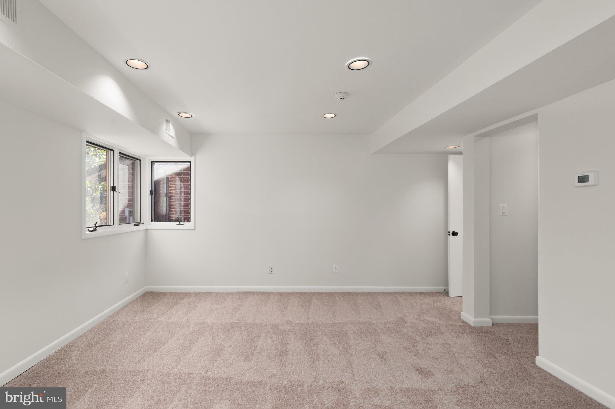 VELVET VALLEY - Residential