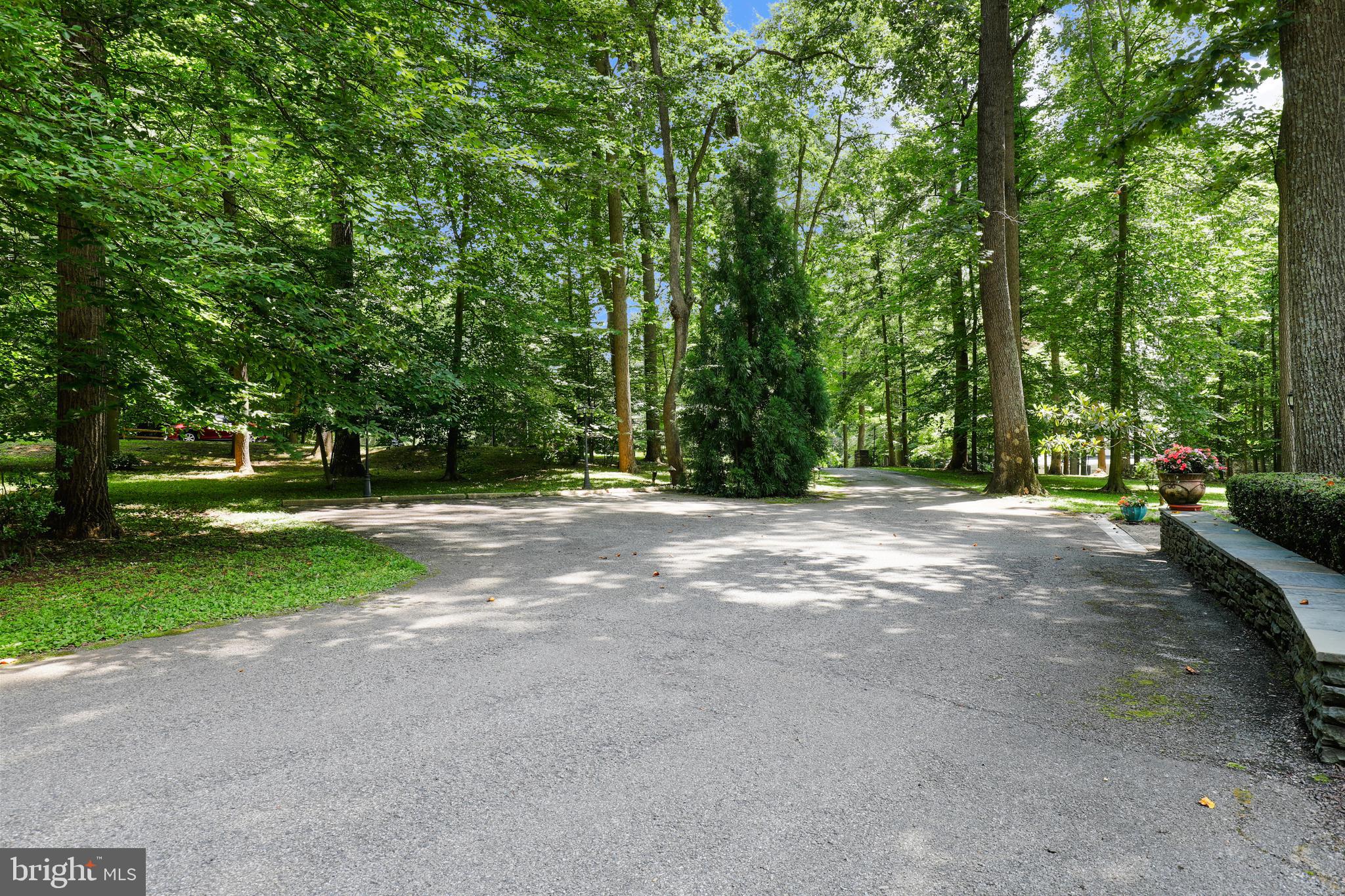 VELVET VALLEY - Residential