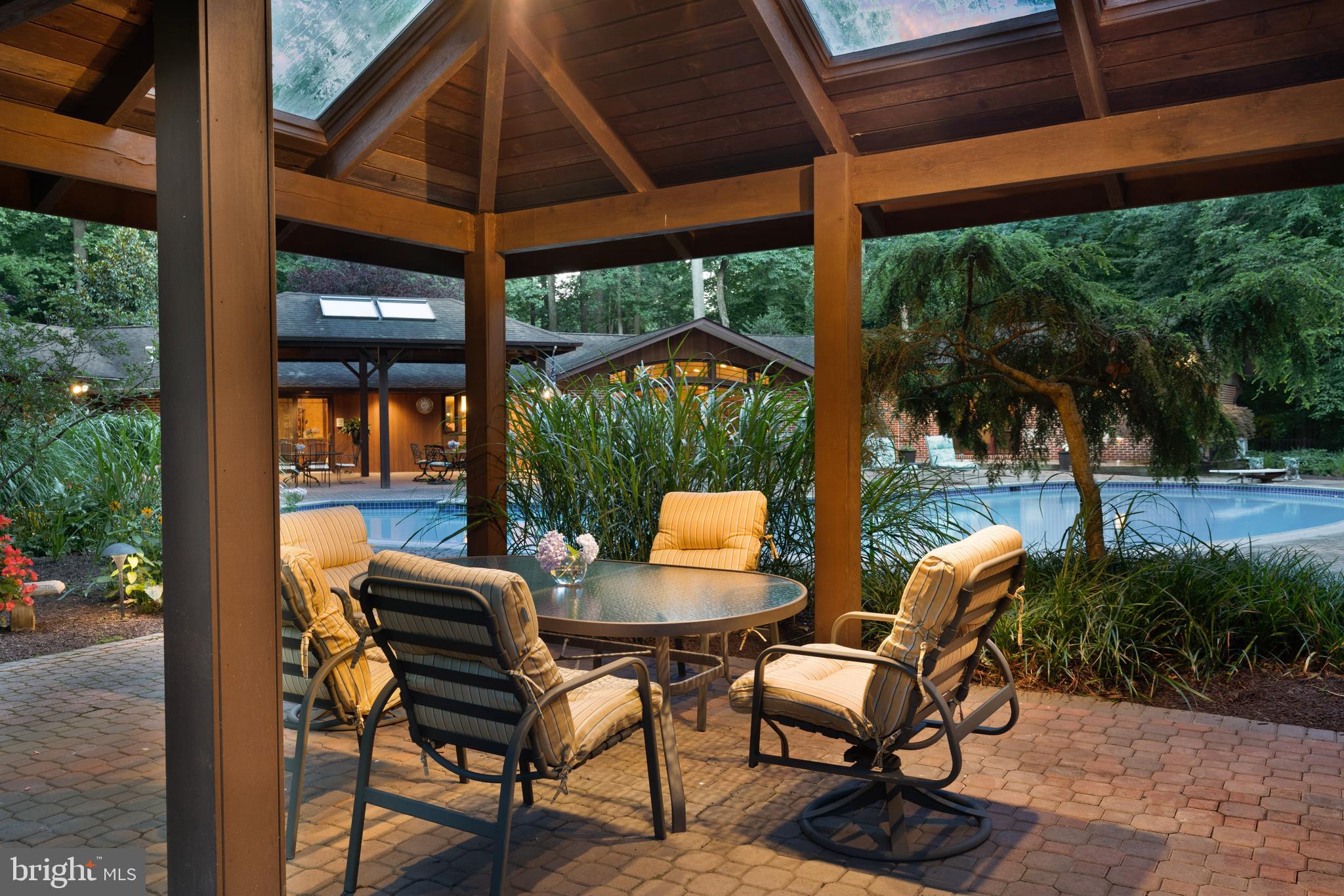 VELVET VALLEY - Residential