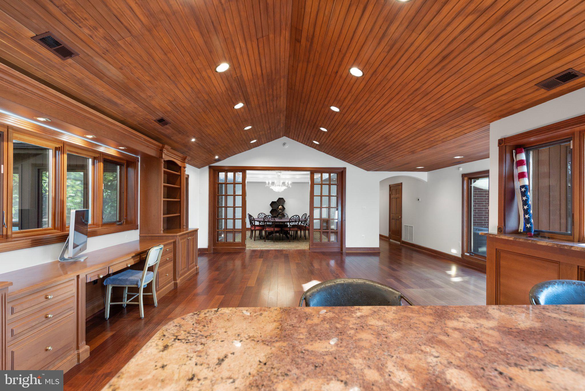 VELVET VALLEY - Residential