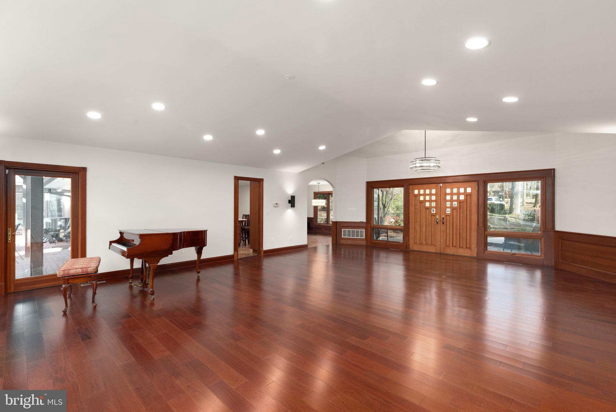 VELVET VALLEY - Residential