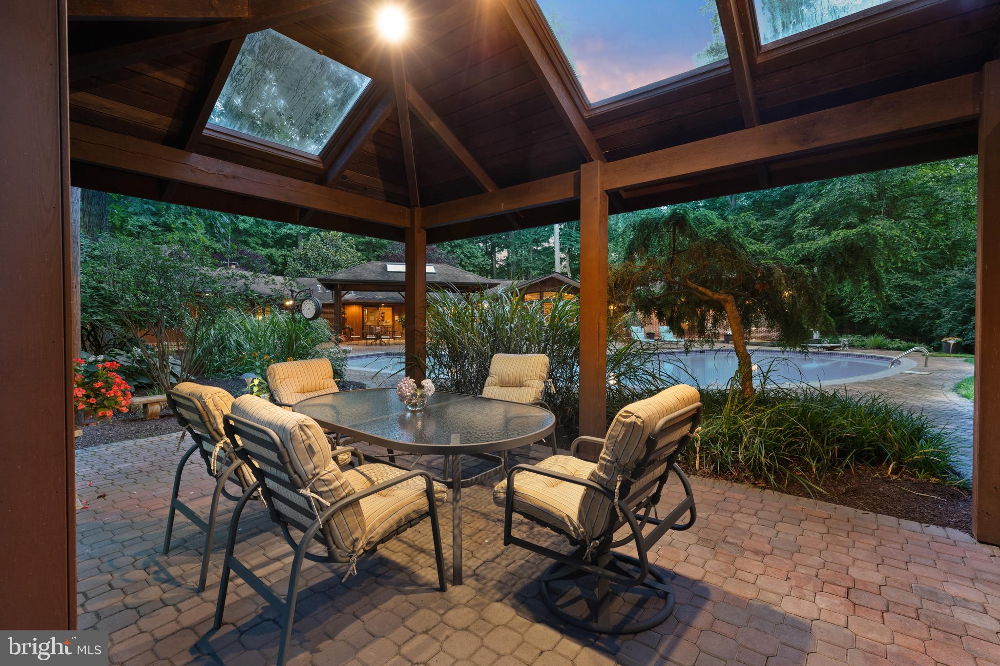 VELVET VALLEY - Residential