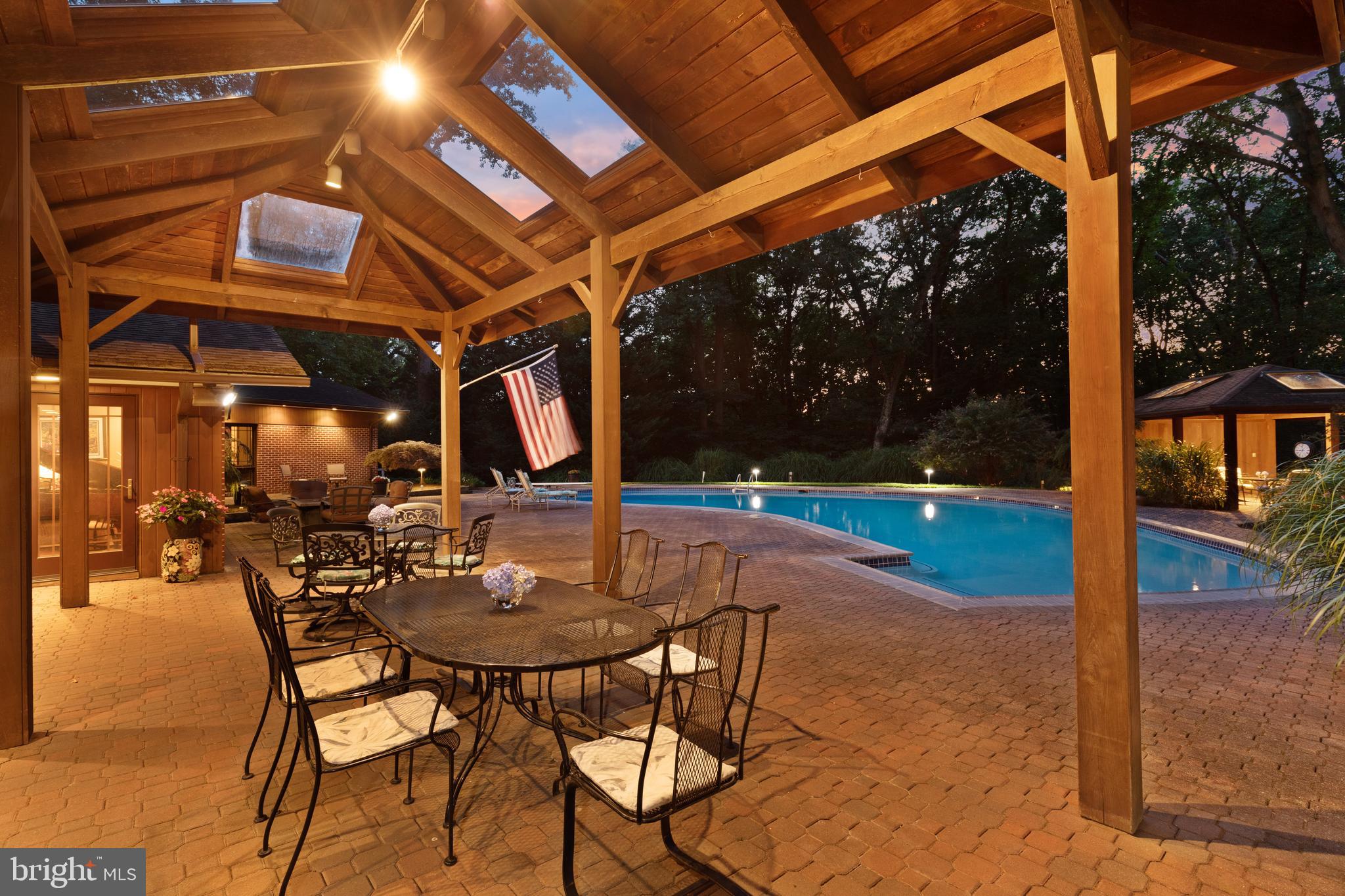 VELVET VALLEY - Residential