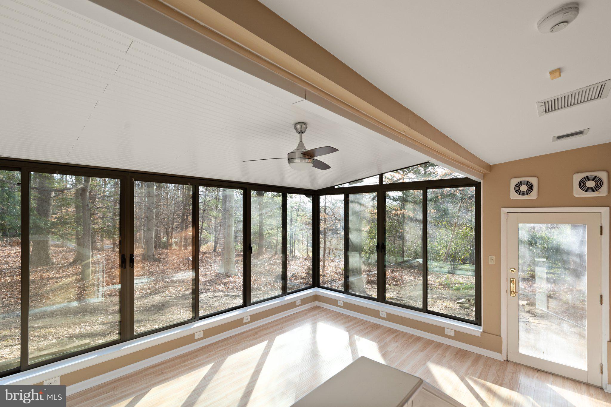 VELVET VALLEY - Residential