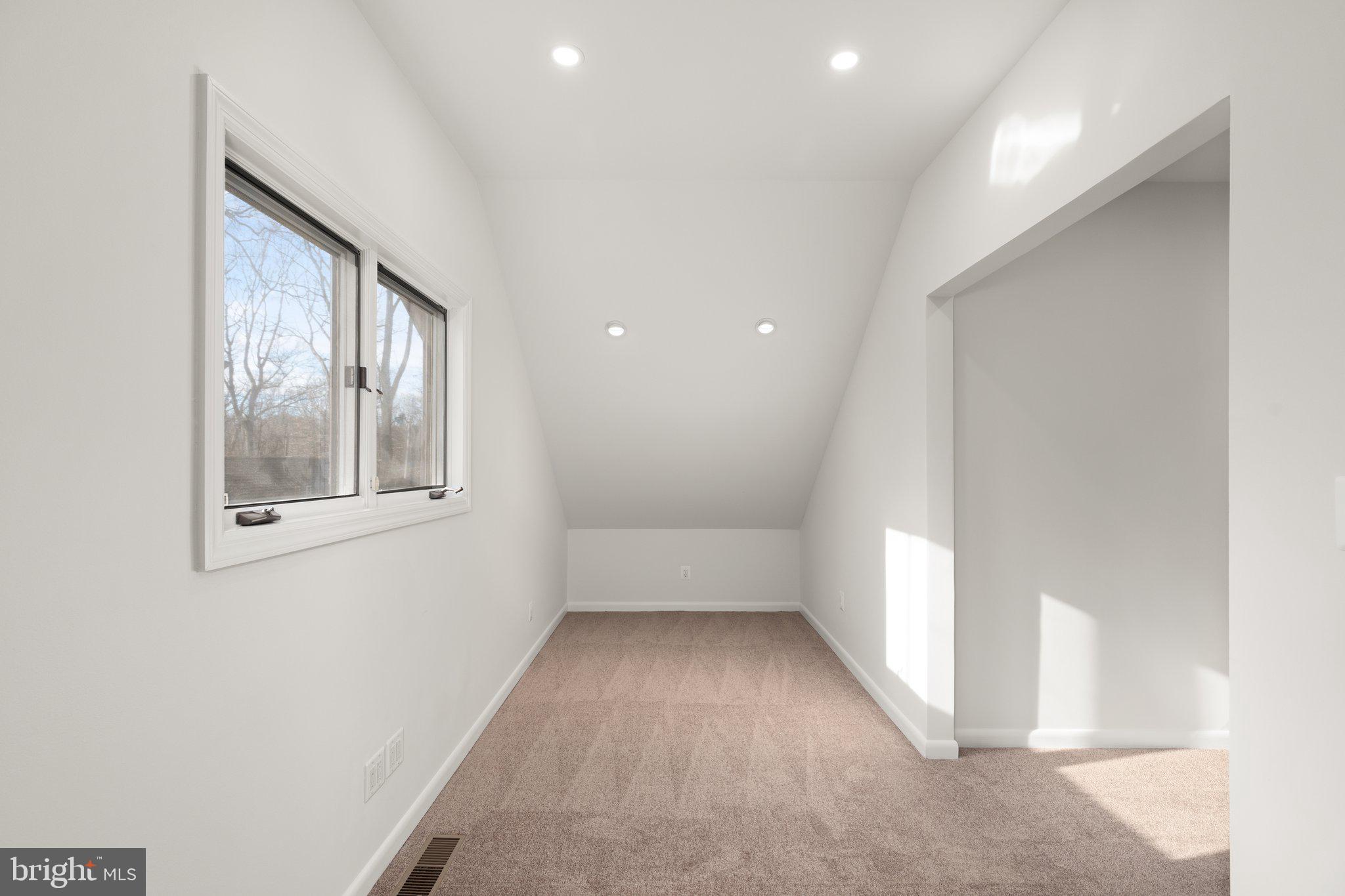 VELVET VALLEY - Residential