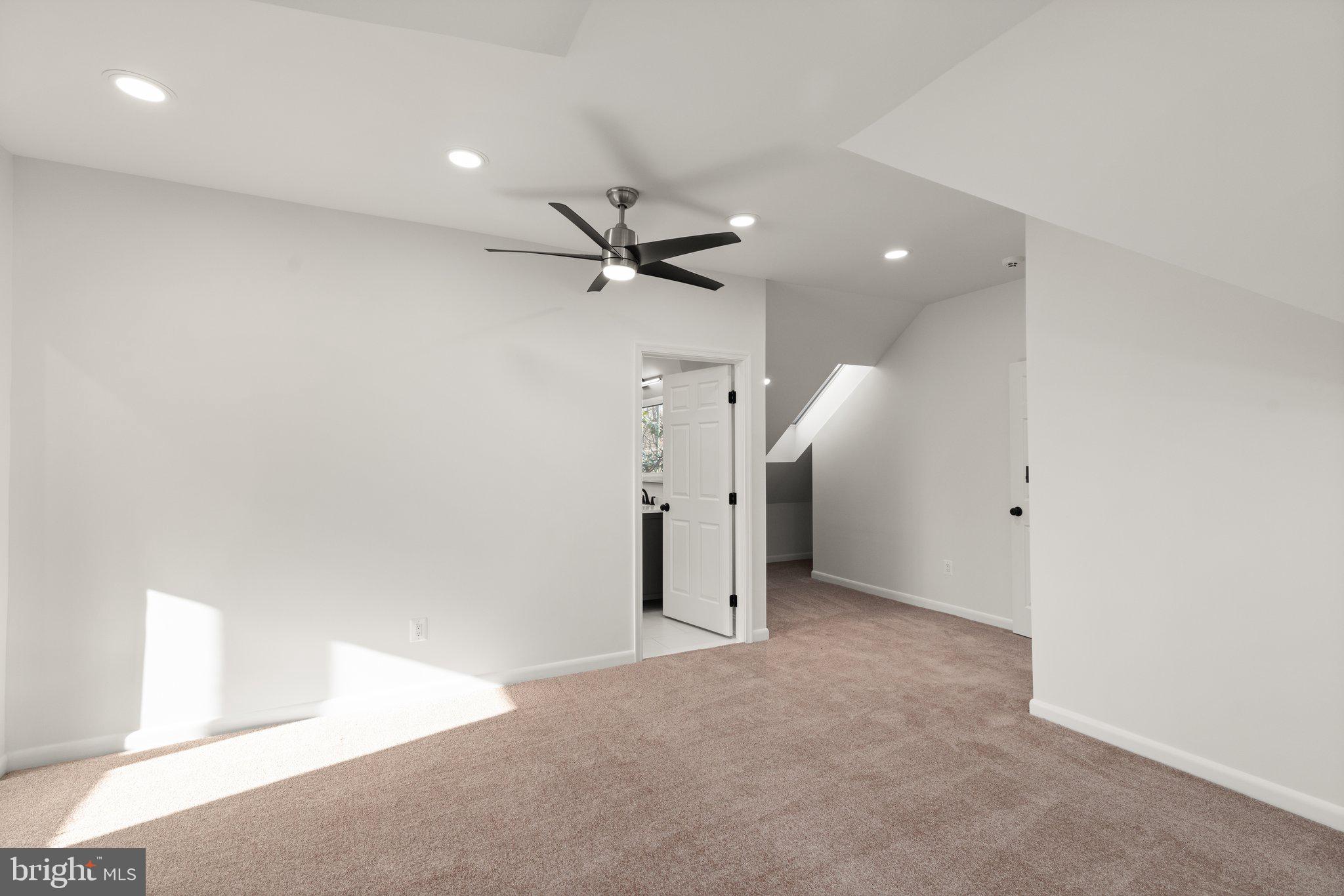 VELVET VALLEY - Residential