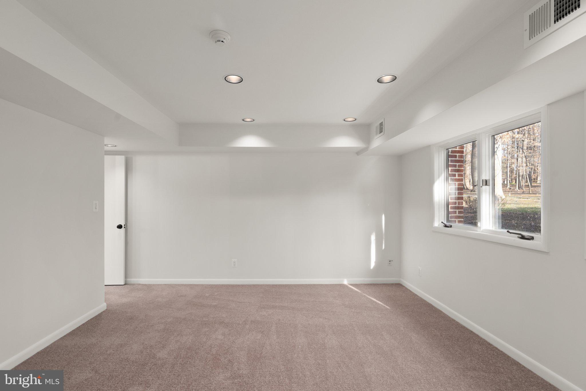 VELVET VALLEY - Residential