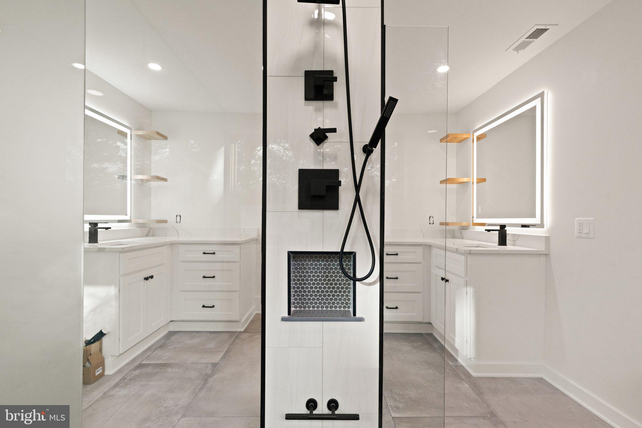 VELVET VALLEY - Residential