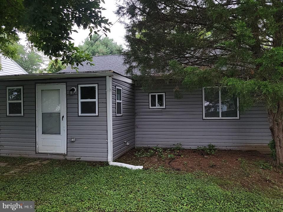 MIDDLE RIVER - Residential