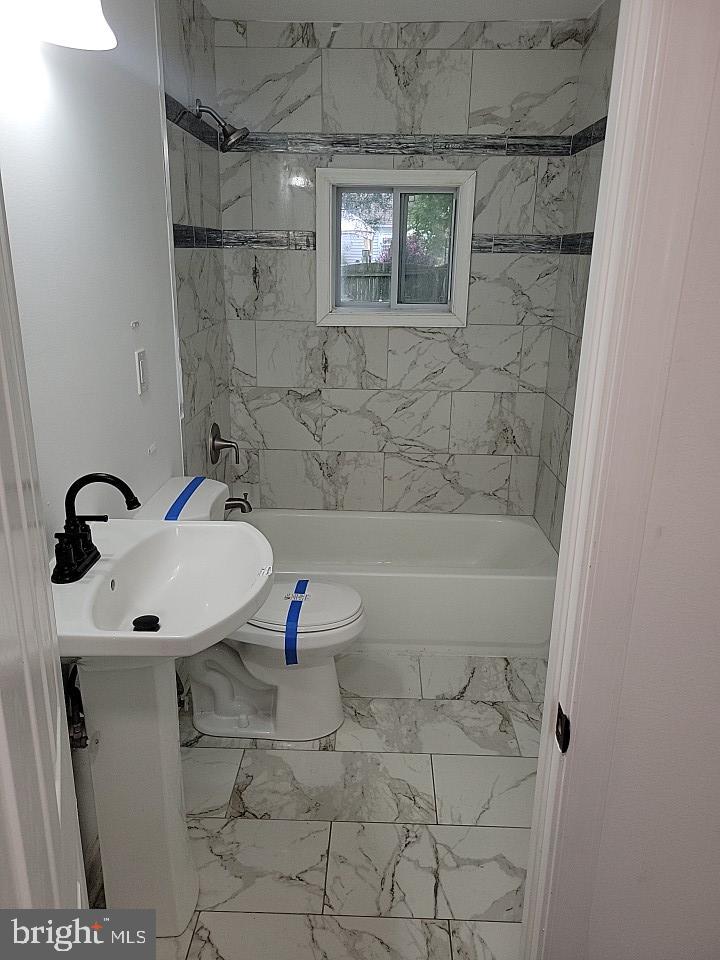 MIDDLE RIVER - Residential