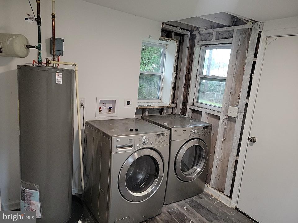 MIDDLE RIVER - Residential