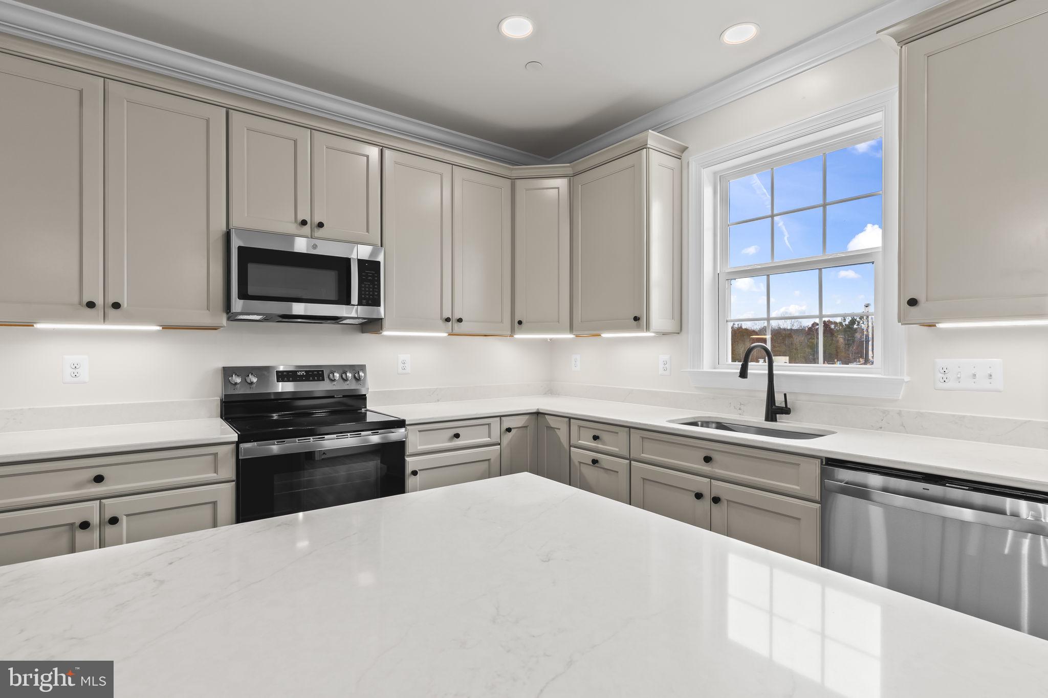 MEADOWS AT TOWN RUN II - Residential