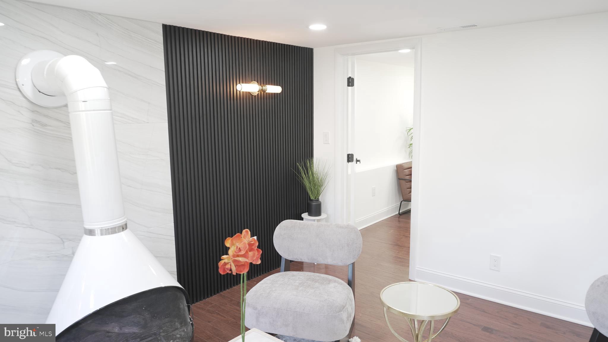 KEEPER HILL - Residential