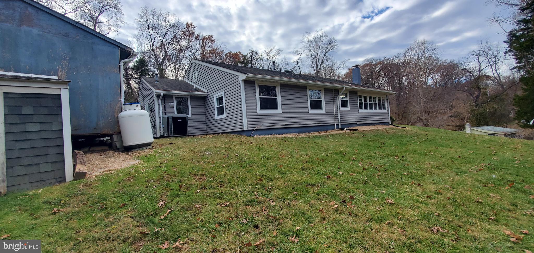 SHEN RIVER ESTATES - Residential
