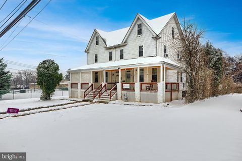 16 SUDBROOK LANE PIKESVILLE MD 21208