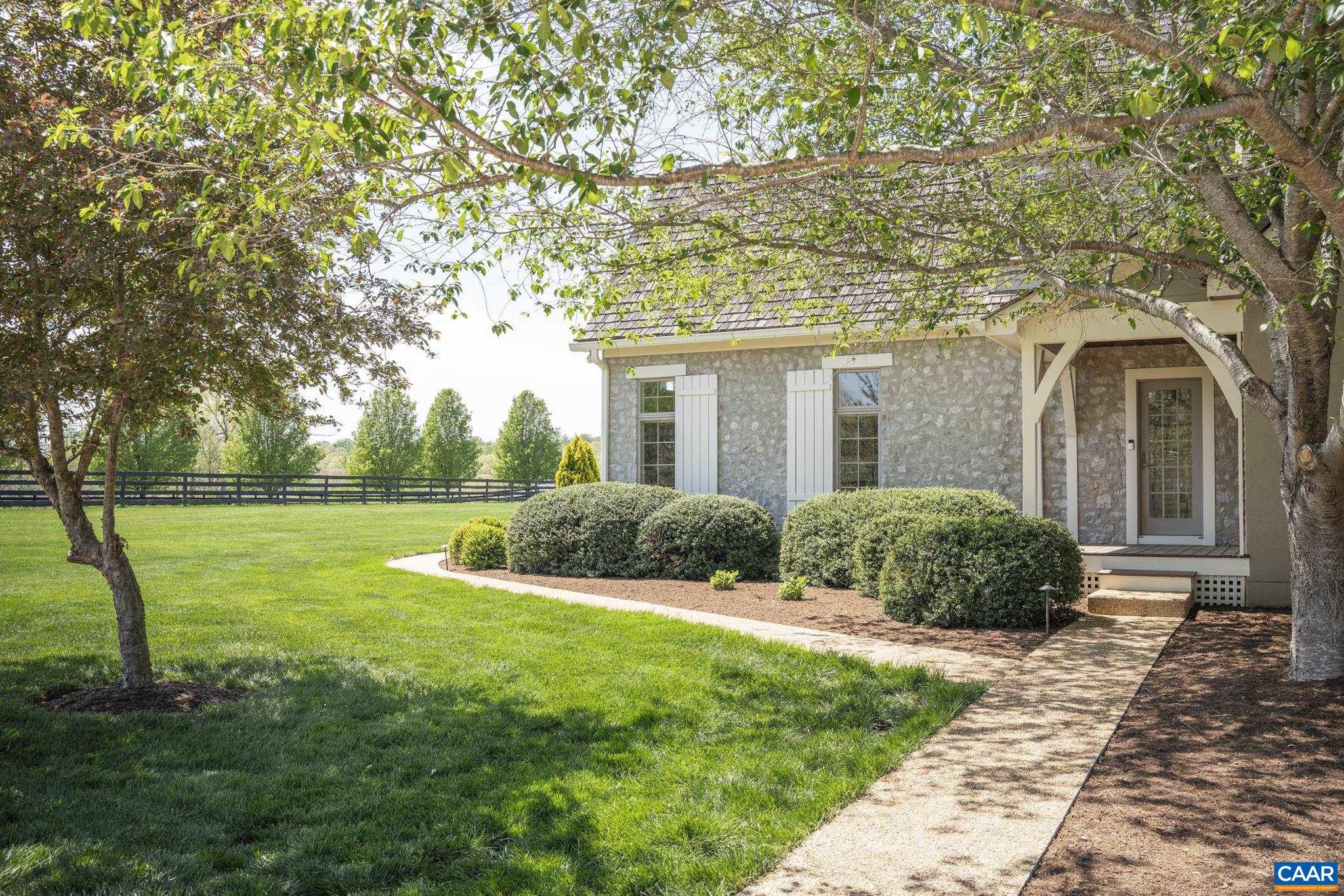 FRAYS GRANT - Residential