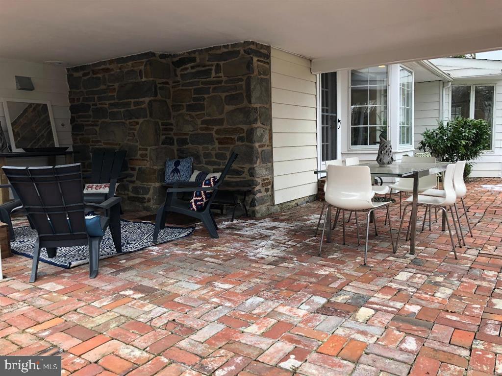 WYNNEWOOD - Residential