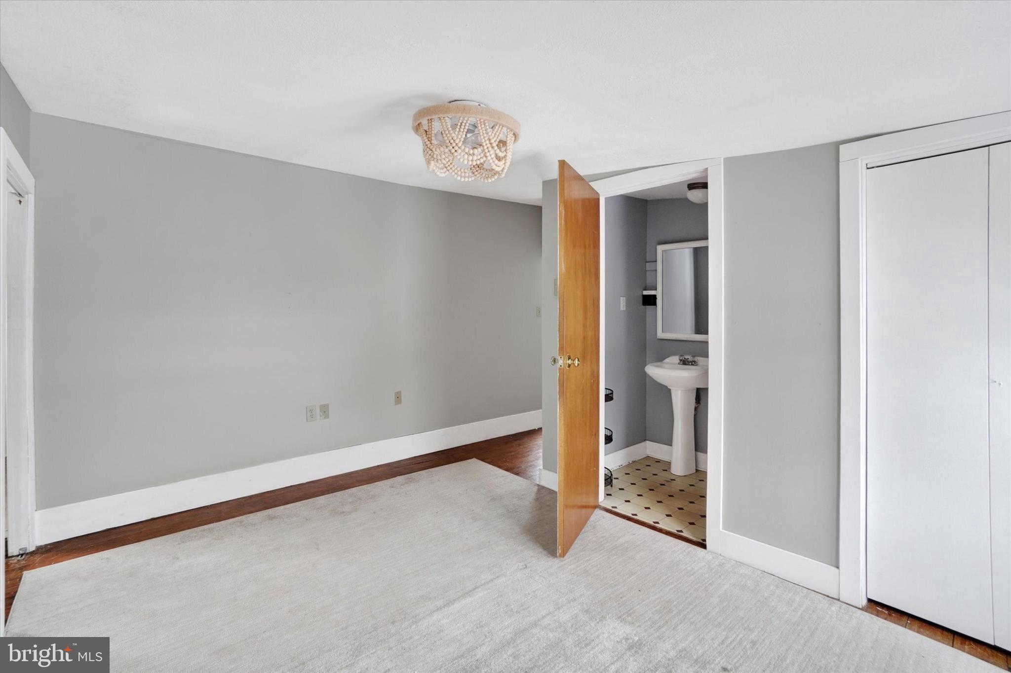 MANCHESTER BORO - Residential