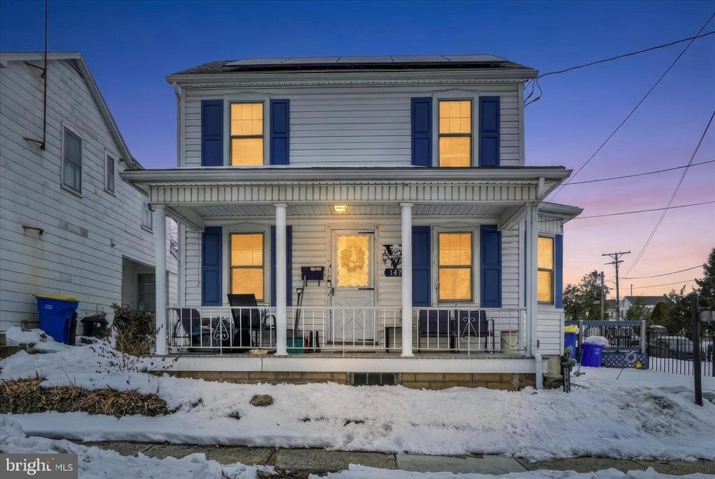 Photo of 147 Maple Street, MANCHESTER, PA 17345 (MLS # PAYK2097702)