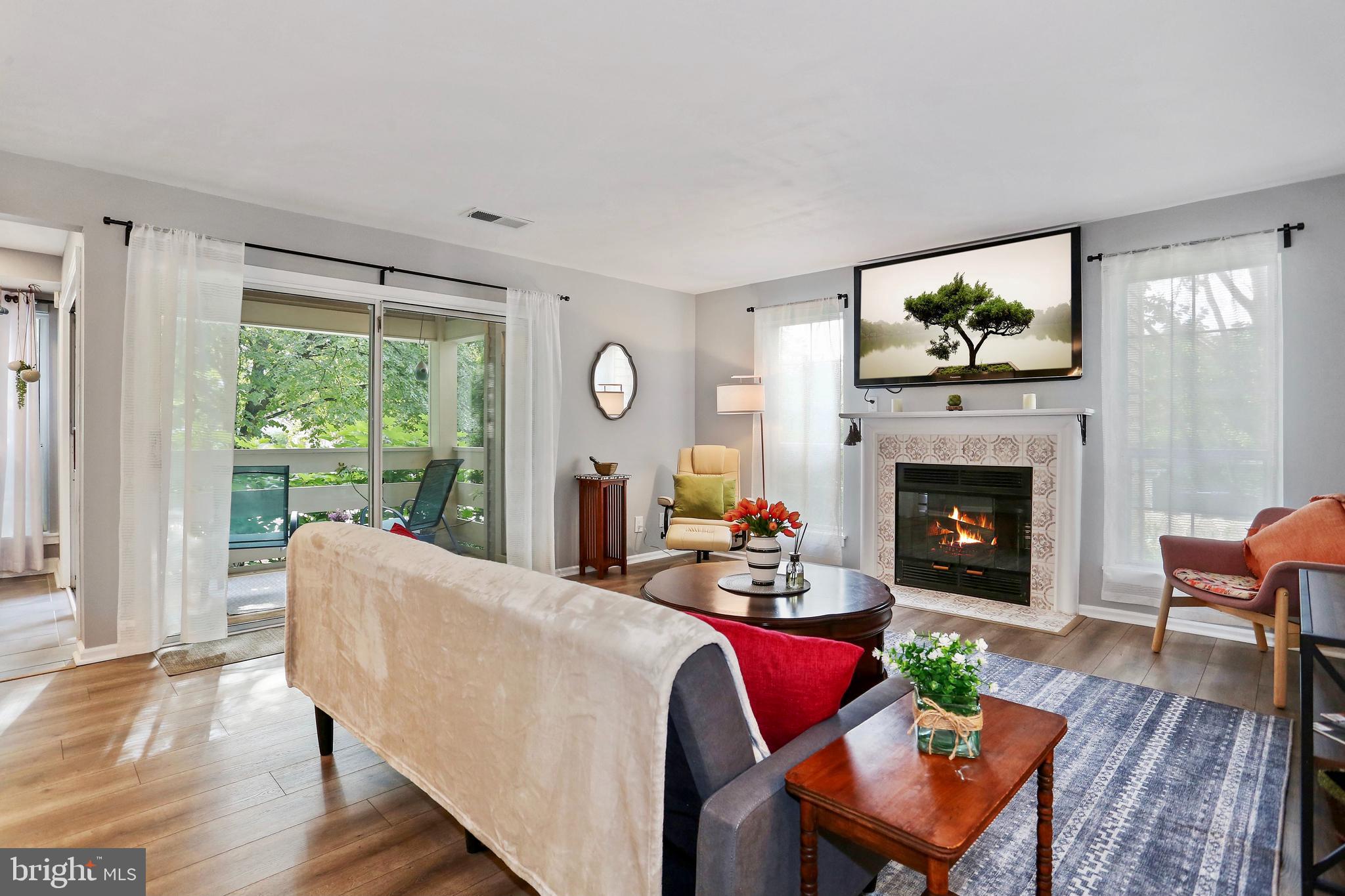 CARR AT PINECREST - Residential