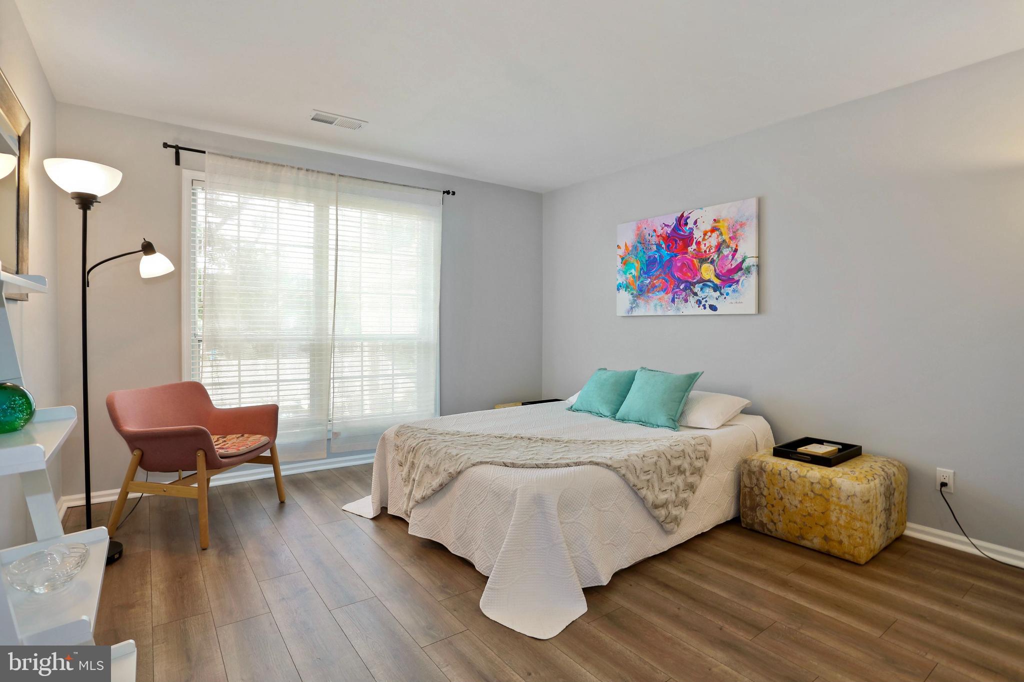 CARR AT PINECREST - Residential