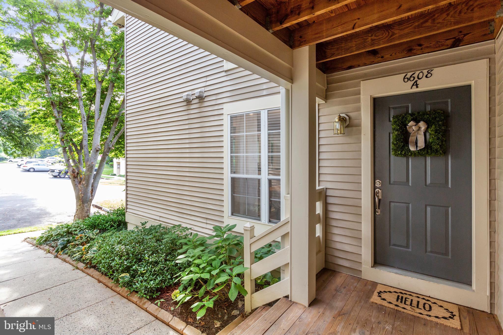 CARR AT PINECREST - Residential