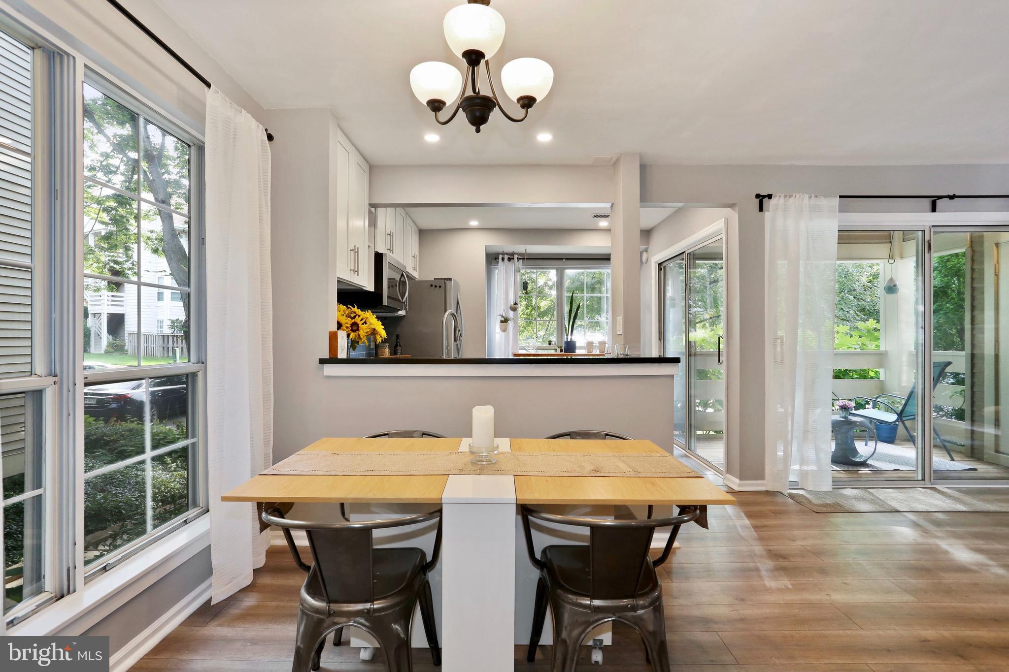 CARR AT PINECREST - Residential