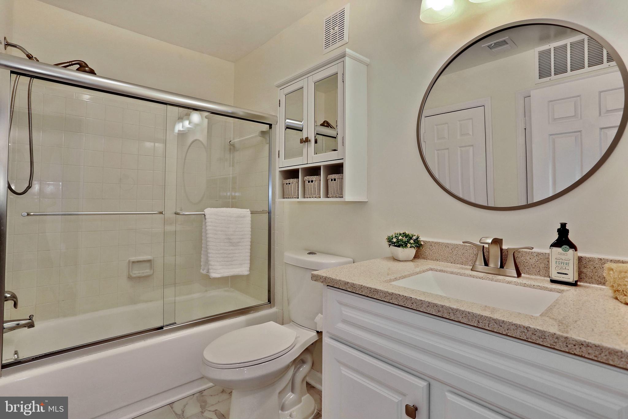 CARR AT PINECREST - Residential