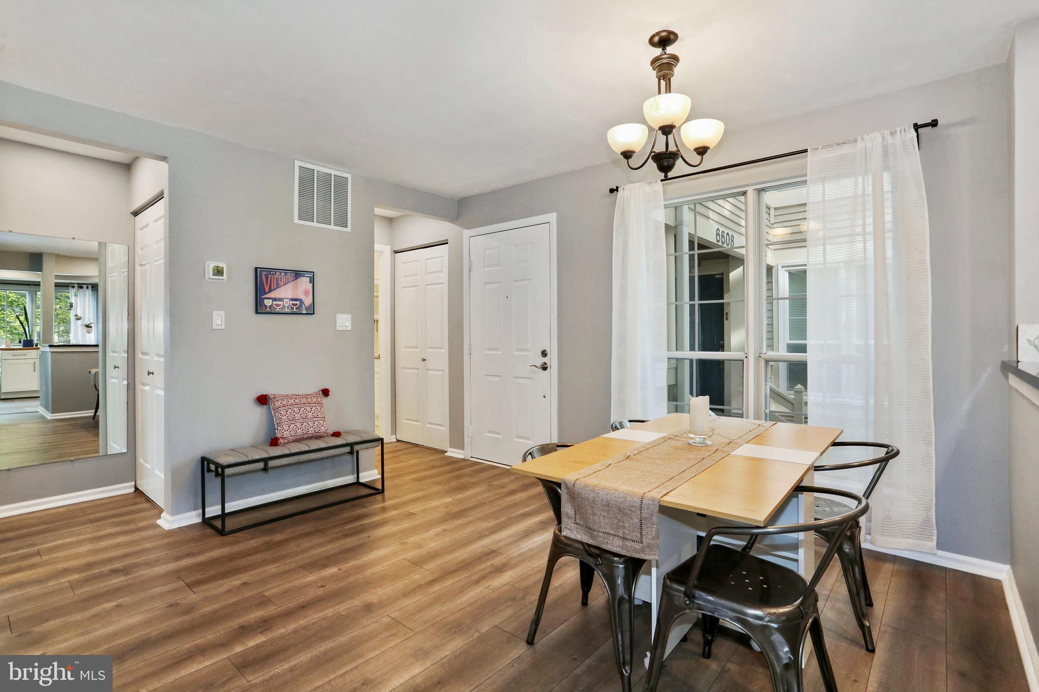 CARR AT PINECREST - Residential