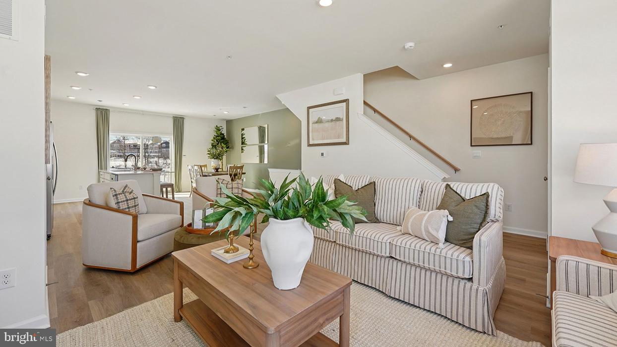 SPRING GARDEN MEADOWS - Residential