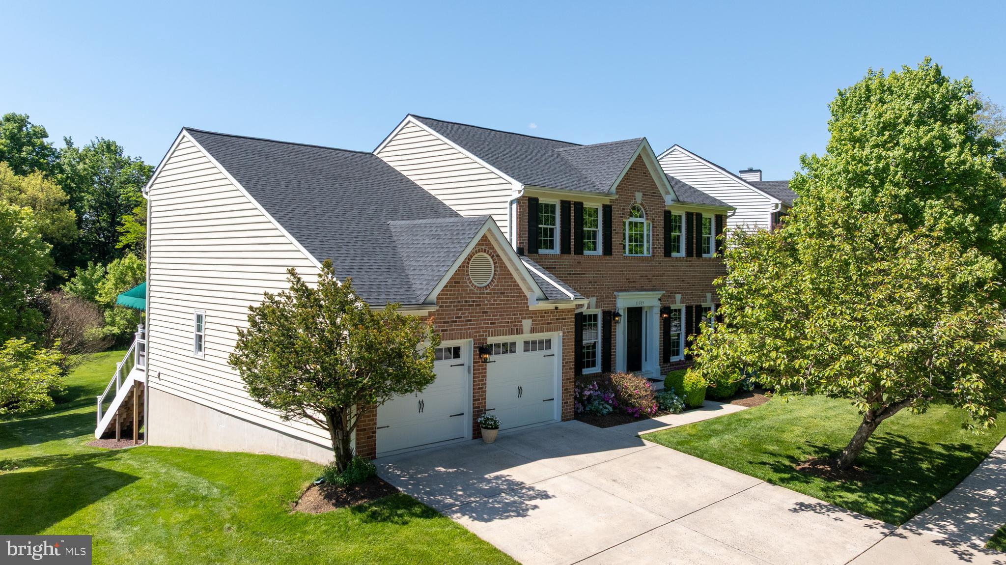 HUNTERS RUN - Residential