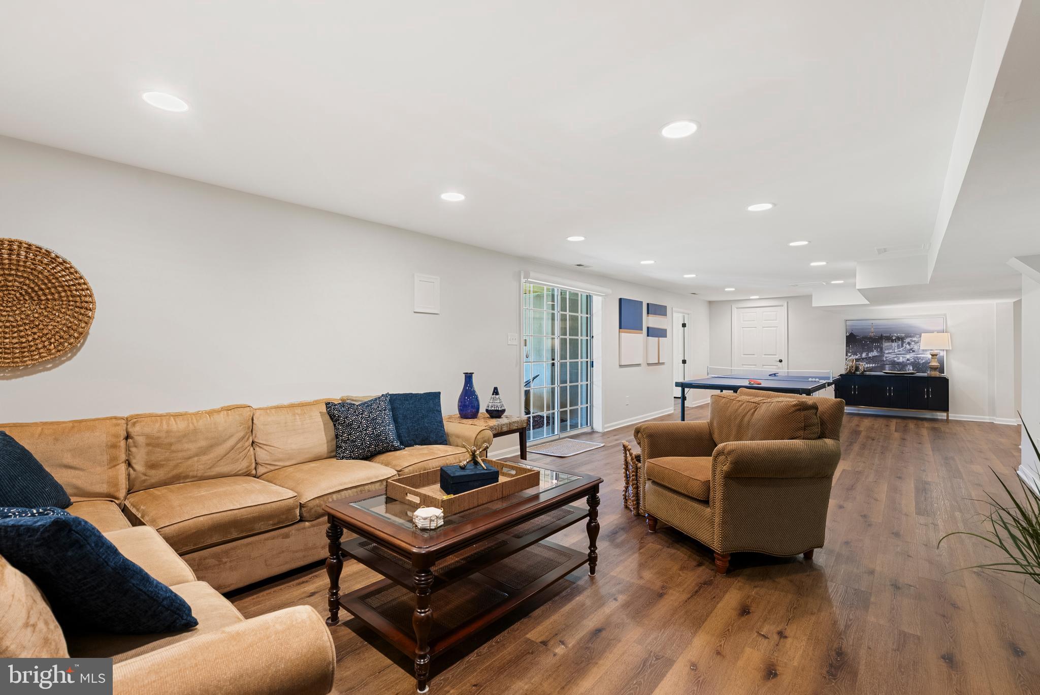 HUNTERS RUN - Residential