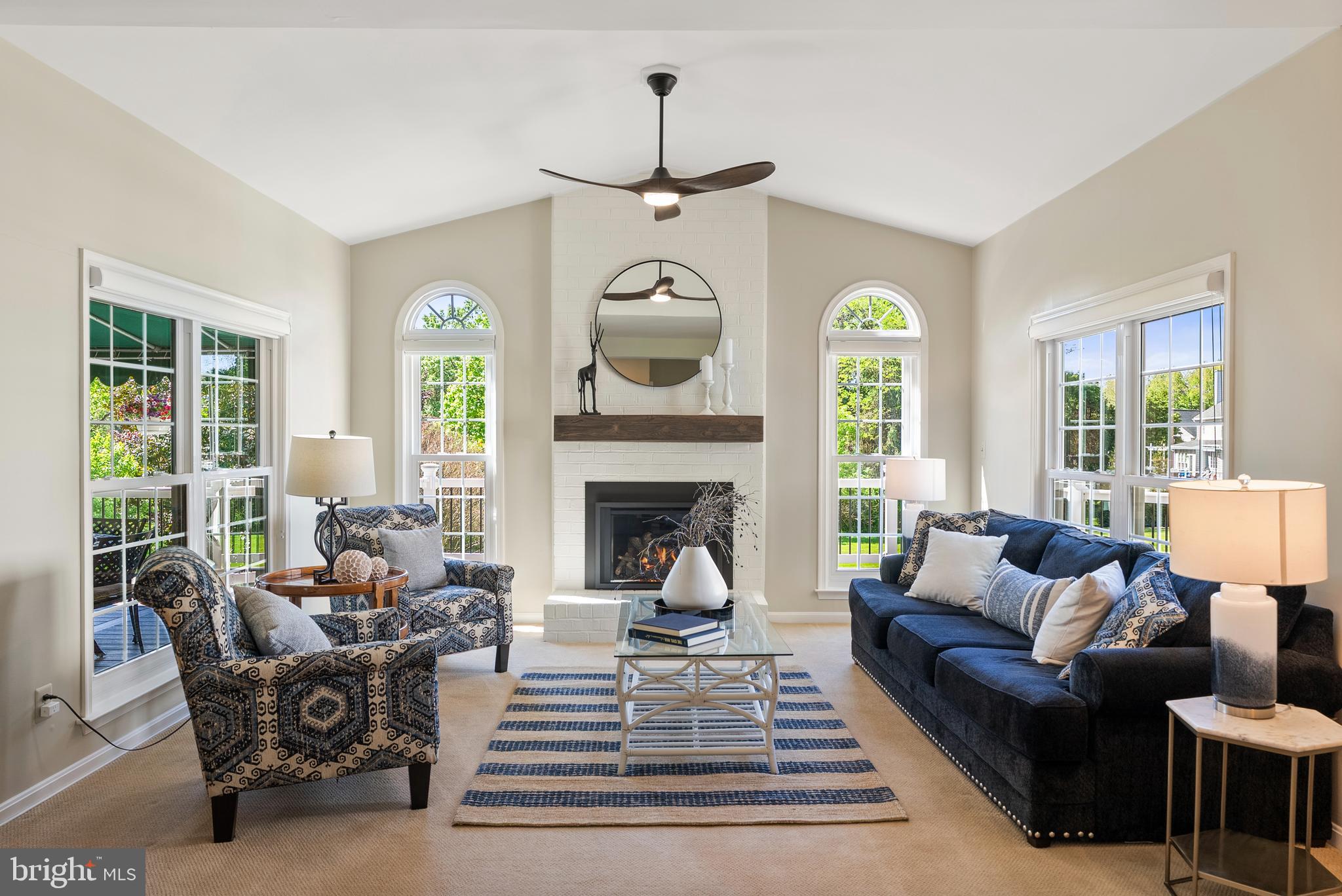 HUNTERS RUN - Residential