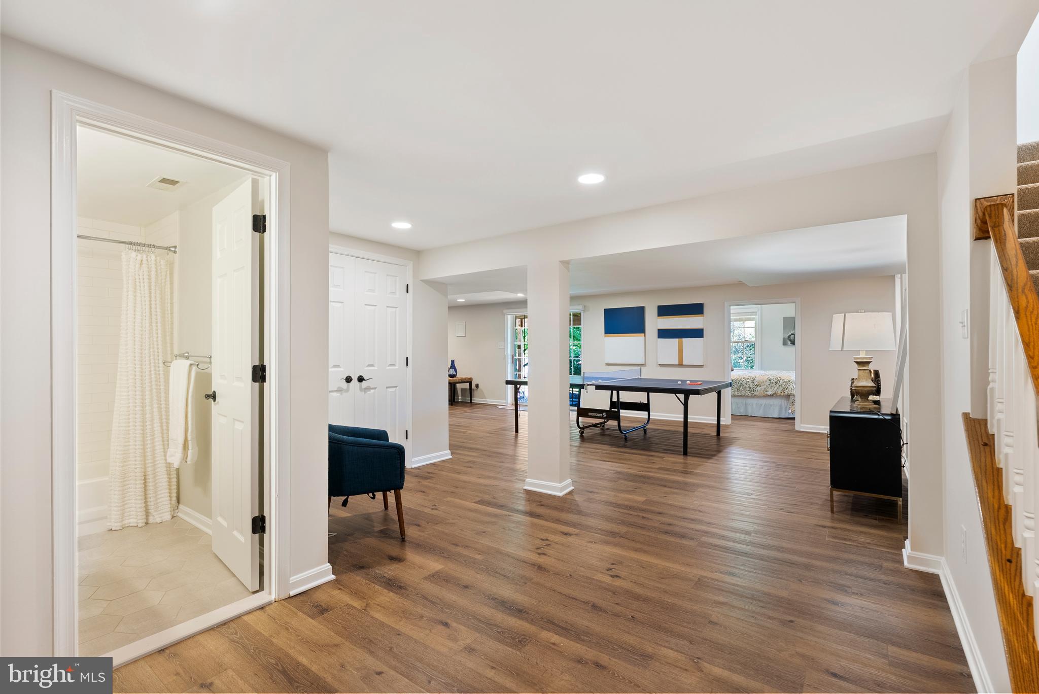 HUNTERS RUN - Residential