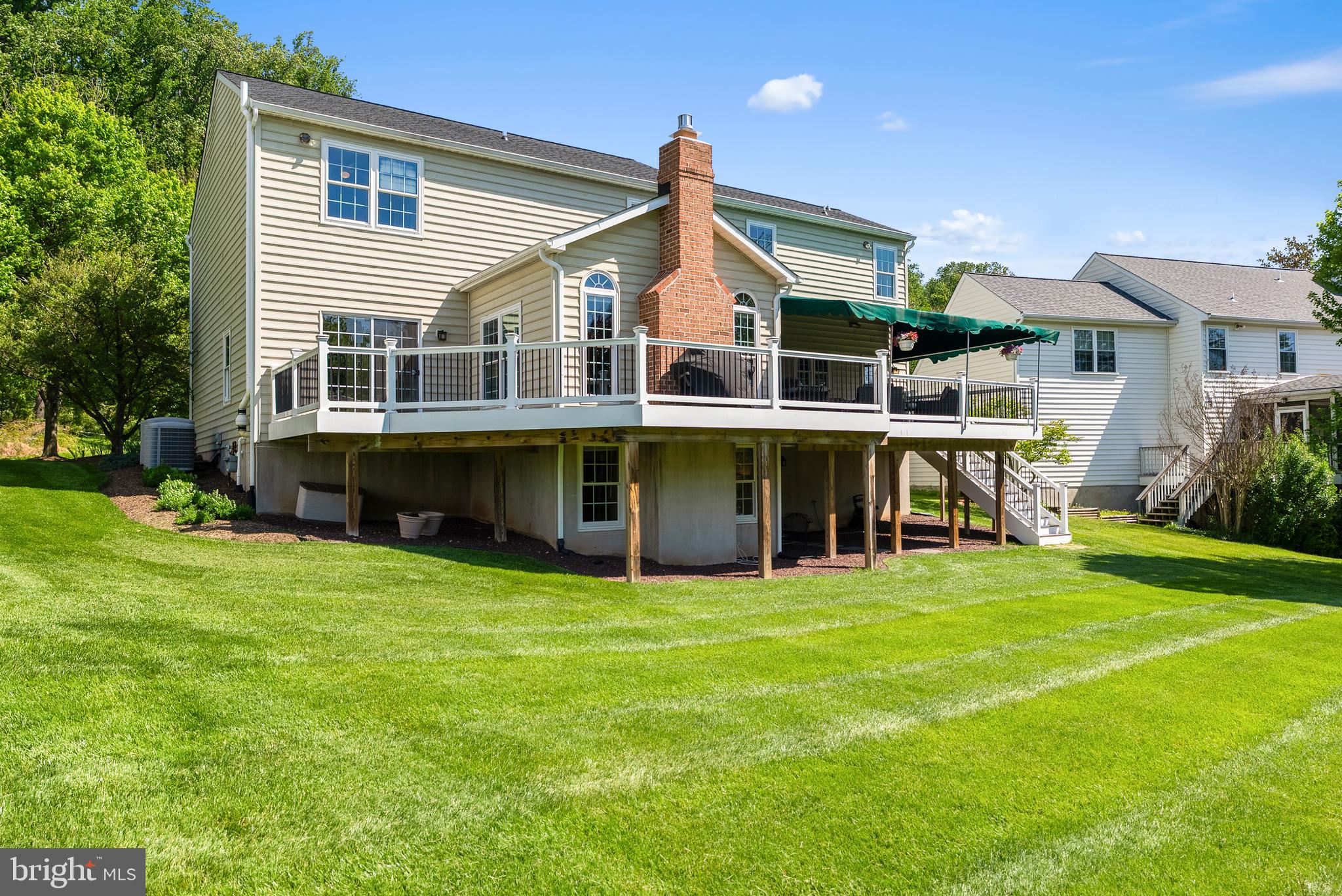 HUNTERS RUN - Residential