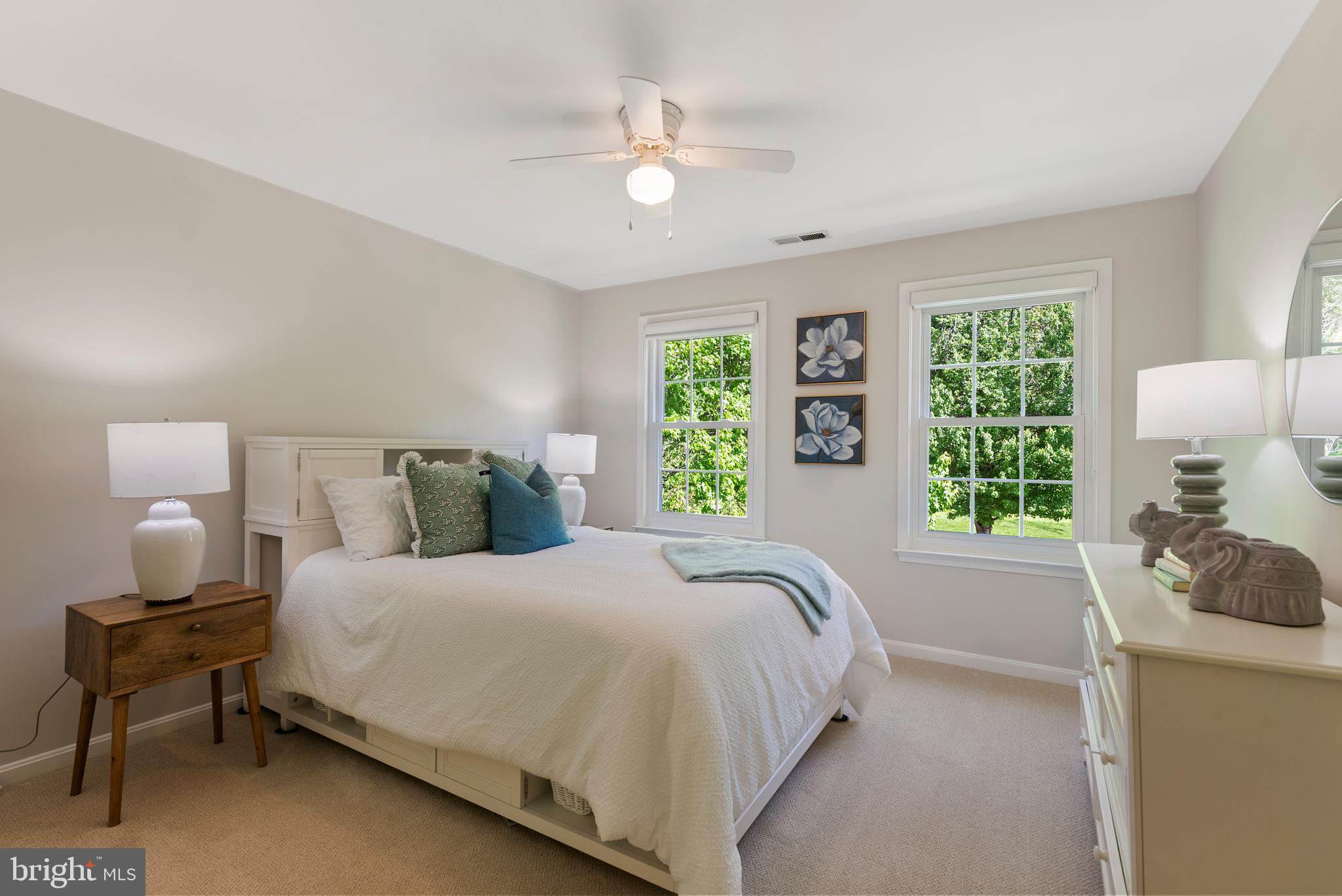 HUNTERS RUN - Residential