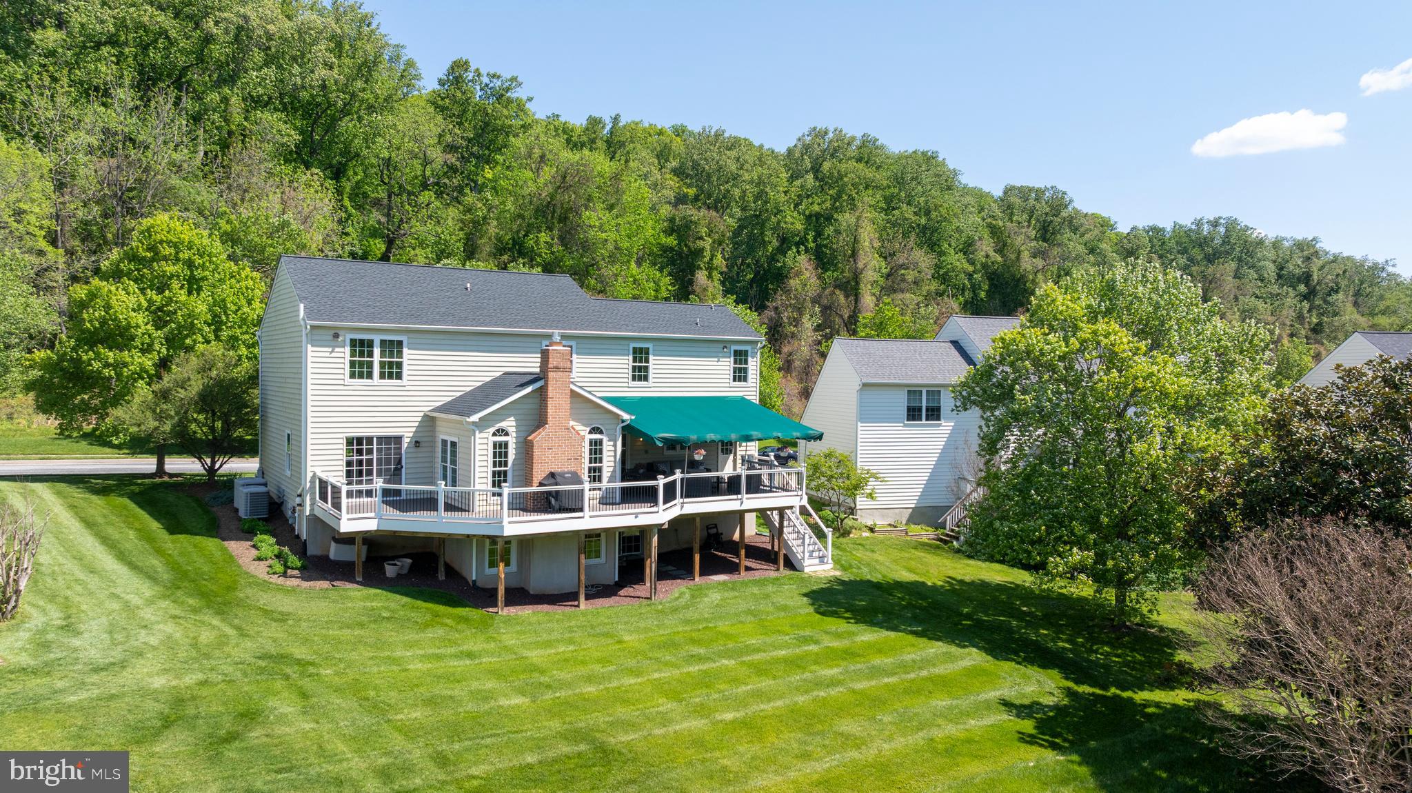 HUNTERS RUN - Residential