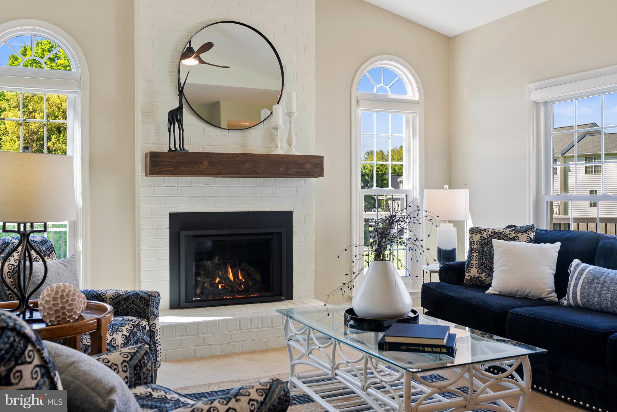 HUNTERS RUN - Residential