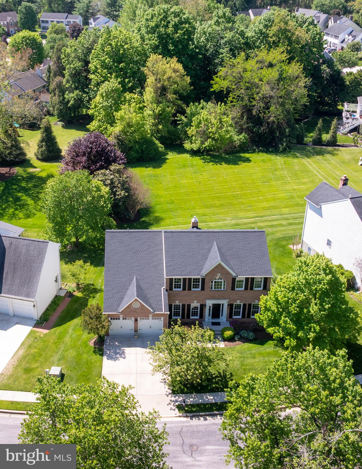 HUNTERS RUN - Residential