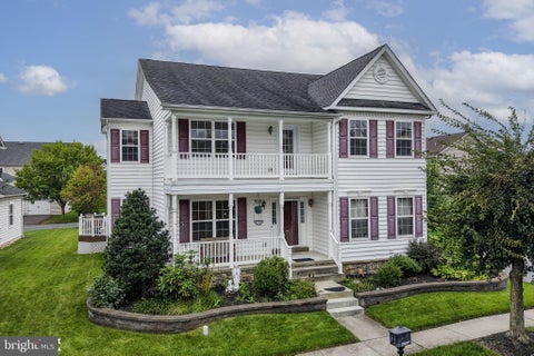Photo of 1327 Wheatland Avenue, PENNSBURG, PA 18073 (MLS # PAMC2195366)