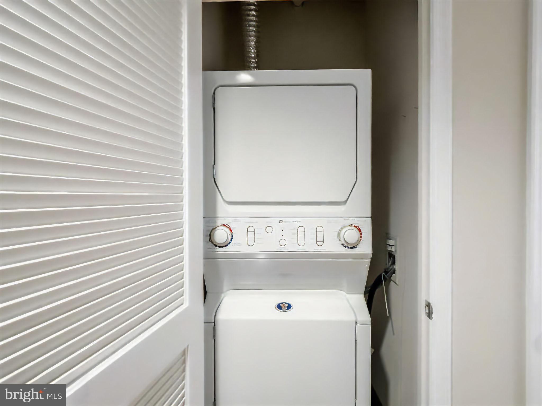 THE PHOENIX CONDOMINIUMS - Residential Lease